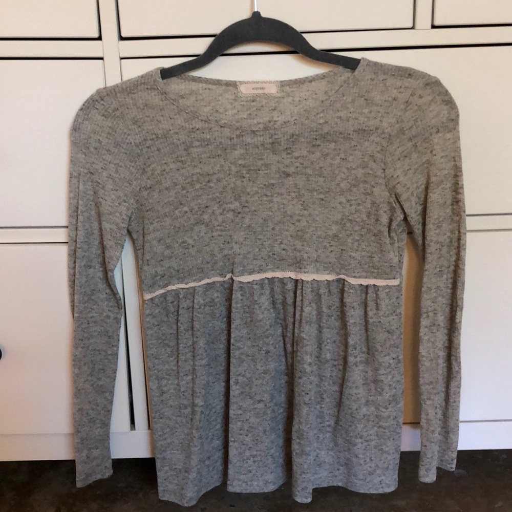 Flowy Gray Sweater - Picture 2 of 4